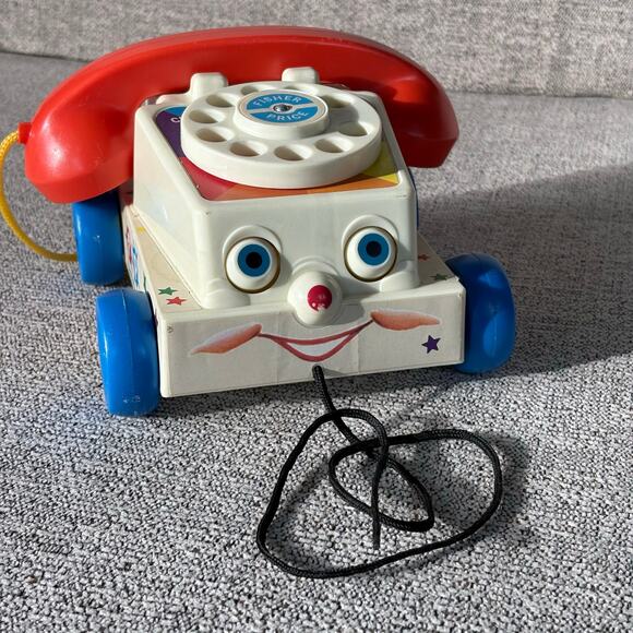 Fisher Price Classics Retro Chatter Telephone Rotary Dial Toy Phone 2009 - Picture 2 of 6